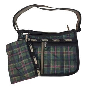 LeSportsac Deluxe Everyday Bag Expandable Green Plaid Pouch